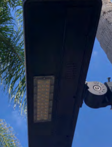 SIEGE SOLAR AREA LIGHT: 7" x 28"